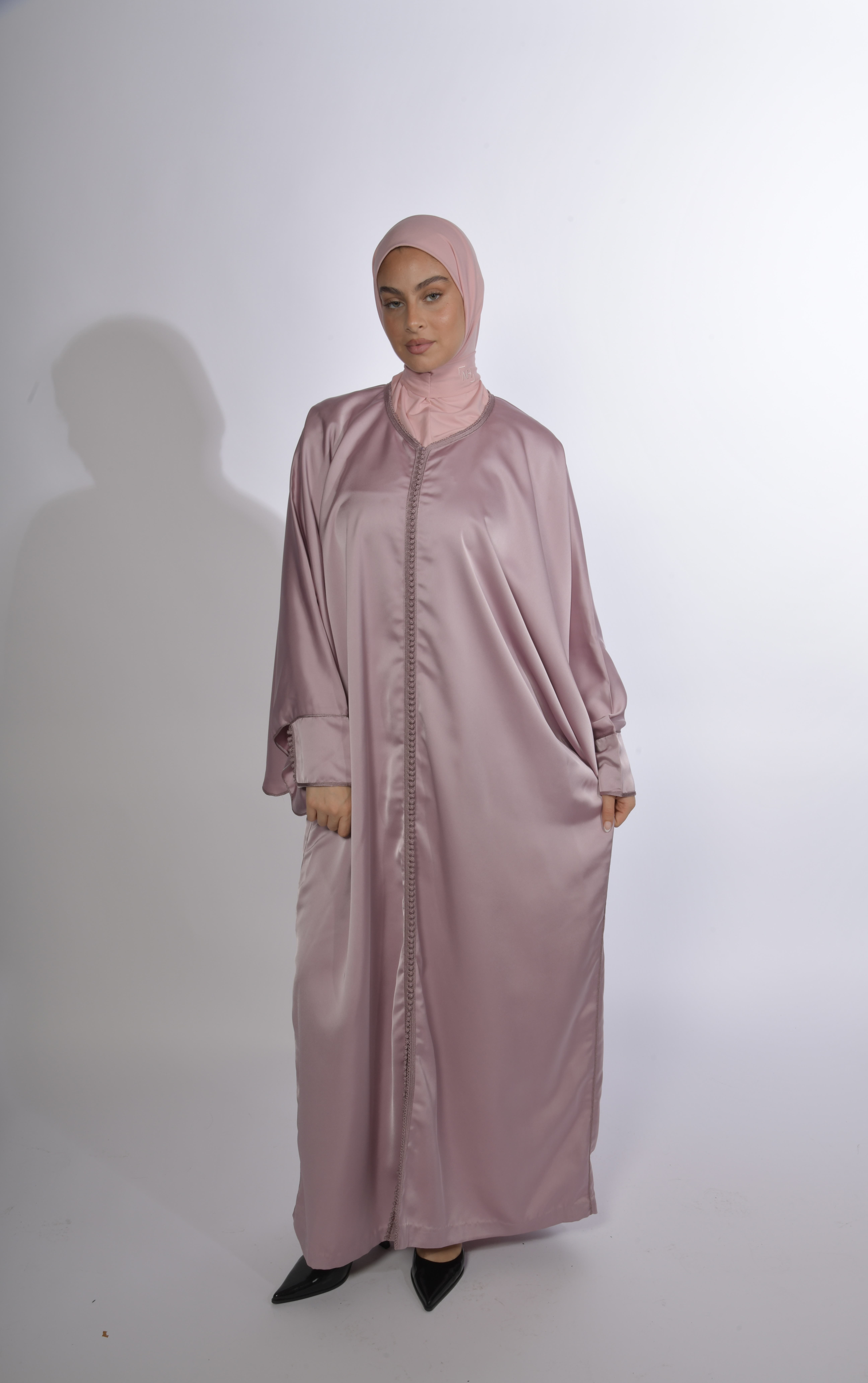Abaya Nur