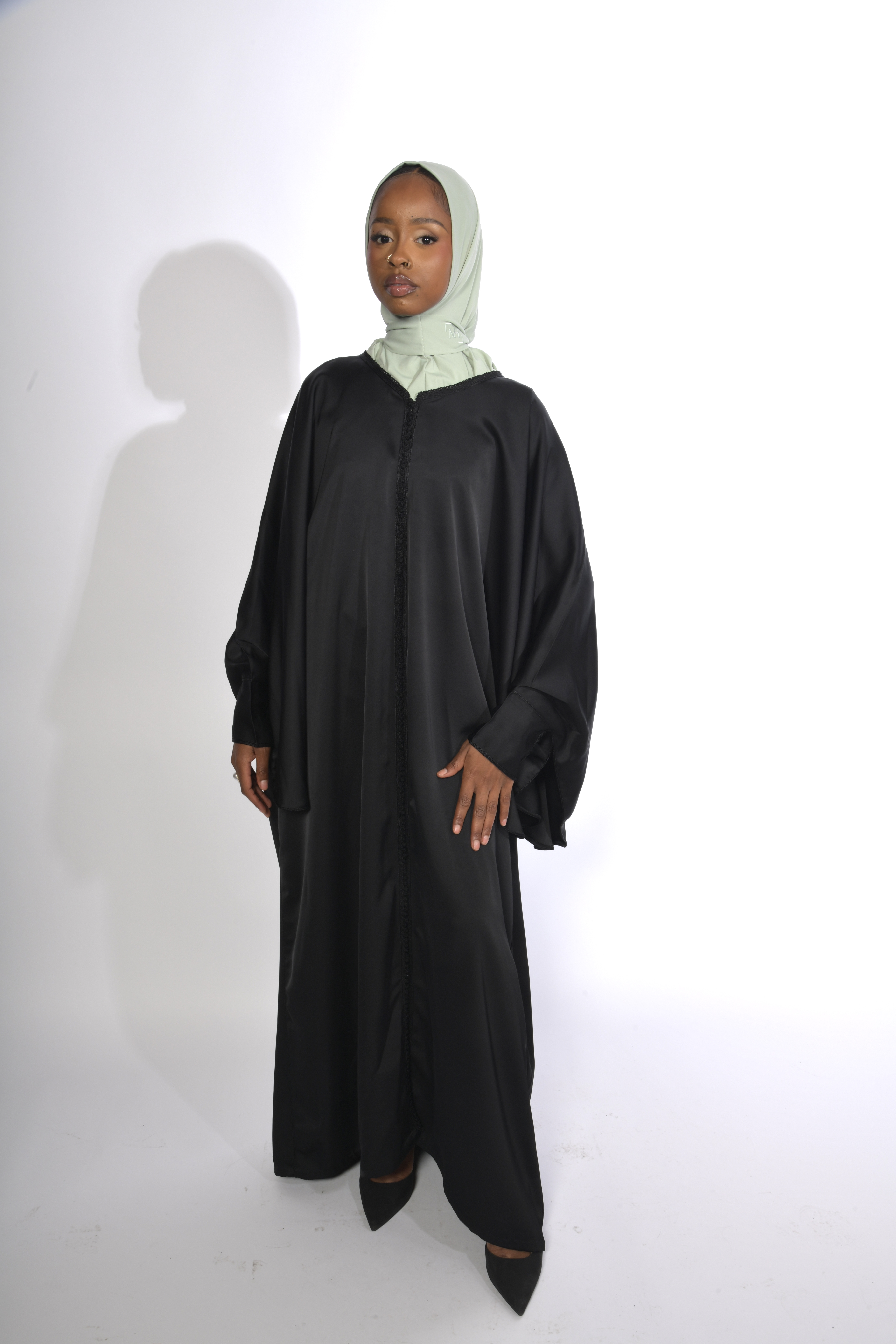 Abaya Nur